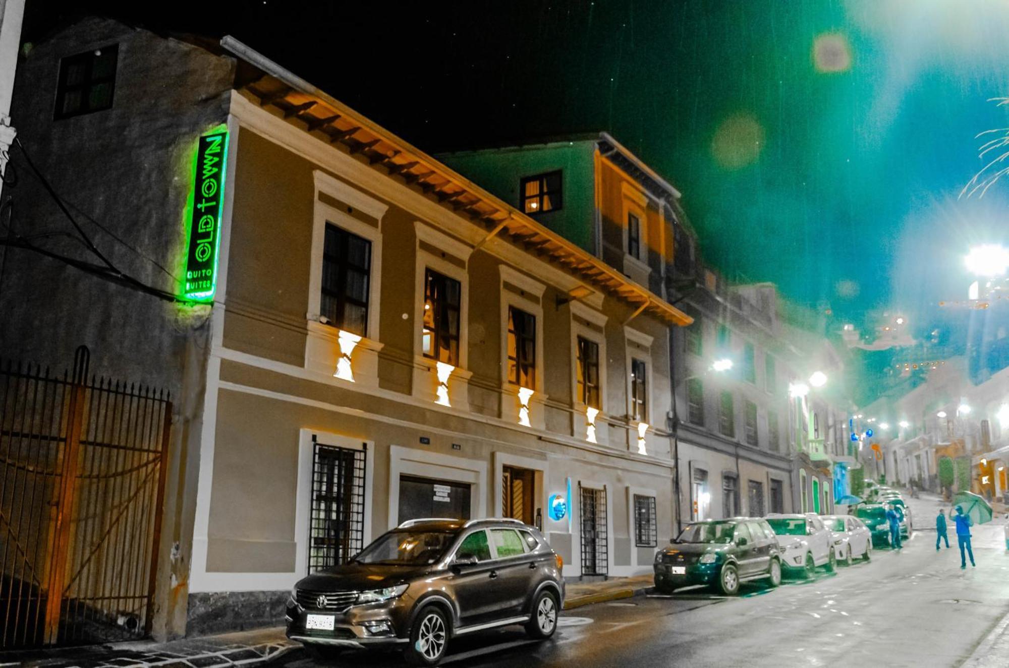 Old Town Quito Suites, Heritage Boutique Hotel, Where Every Detail Tells A Story Exterior photo